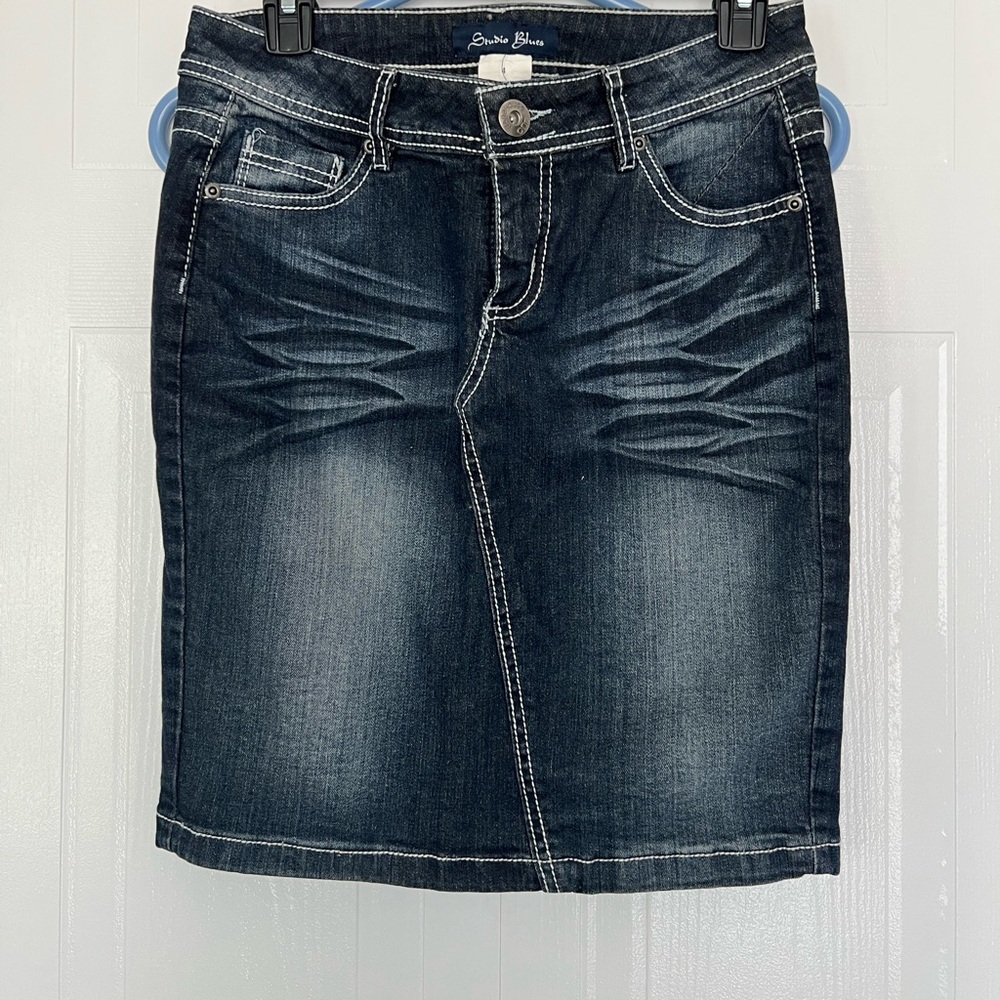 Jeans skirt médium size